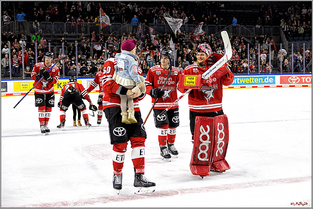 PENNY DEL;  Kölner Haie - Löwen Frankfurt; Köln, 01.12.2022
